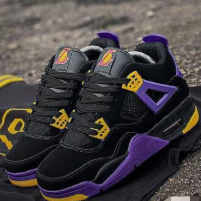 Air Jordan 4