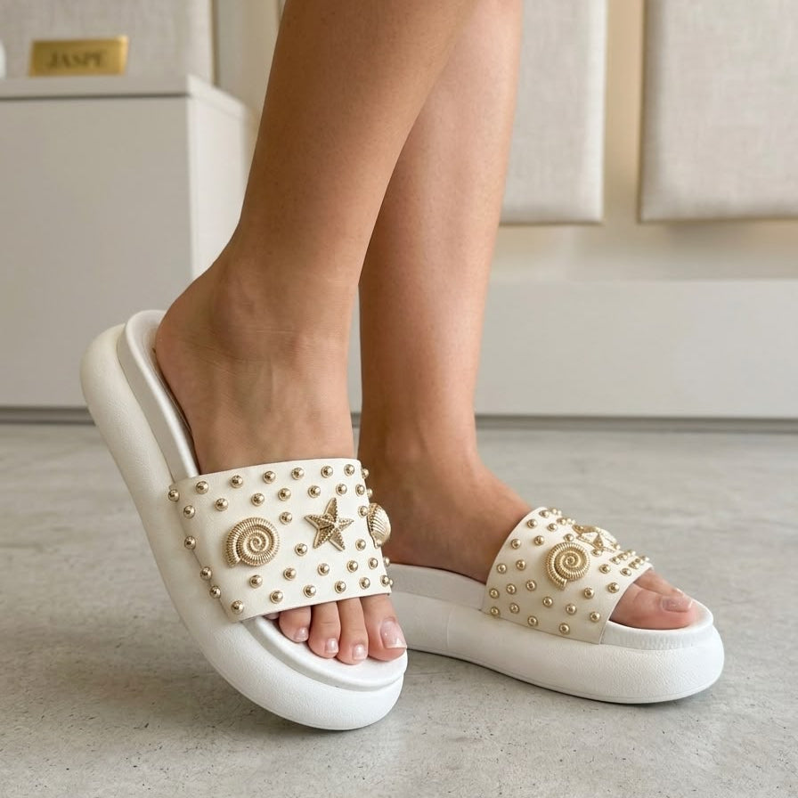 Sandalias Con Detalles Especiales